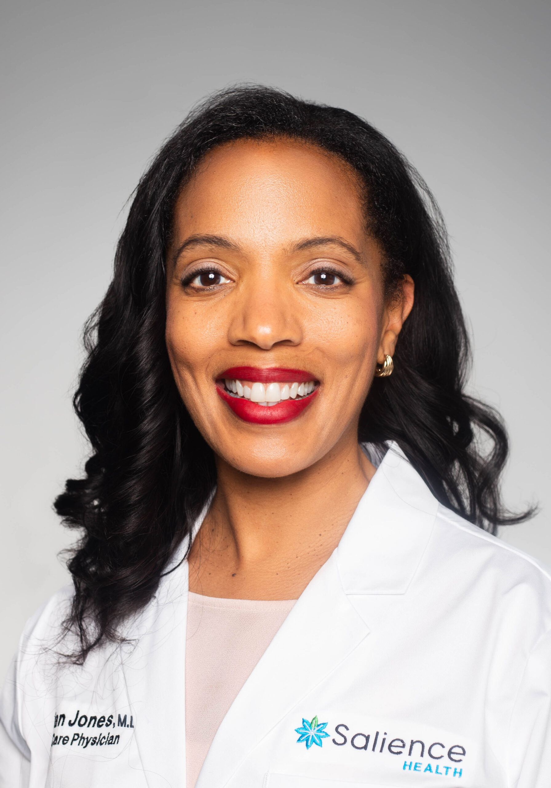 Dr. Vivian Jones, Family Medicine Doctor at Salience Health in Frisco.
